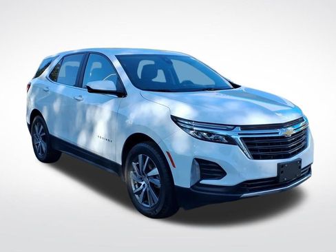 Certified 2022 Chevrolet Equinox LT image 3