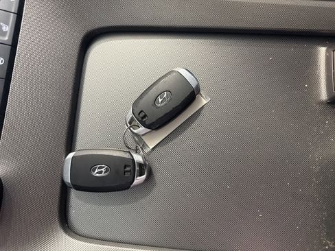 Used 2021 Hyundai Palisade Limited w/ Winter Package image 26