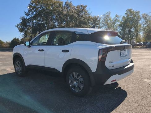 New 2026 Nissan Kicks S image 6