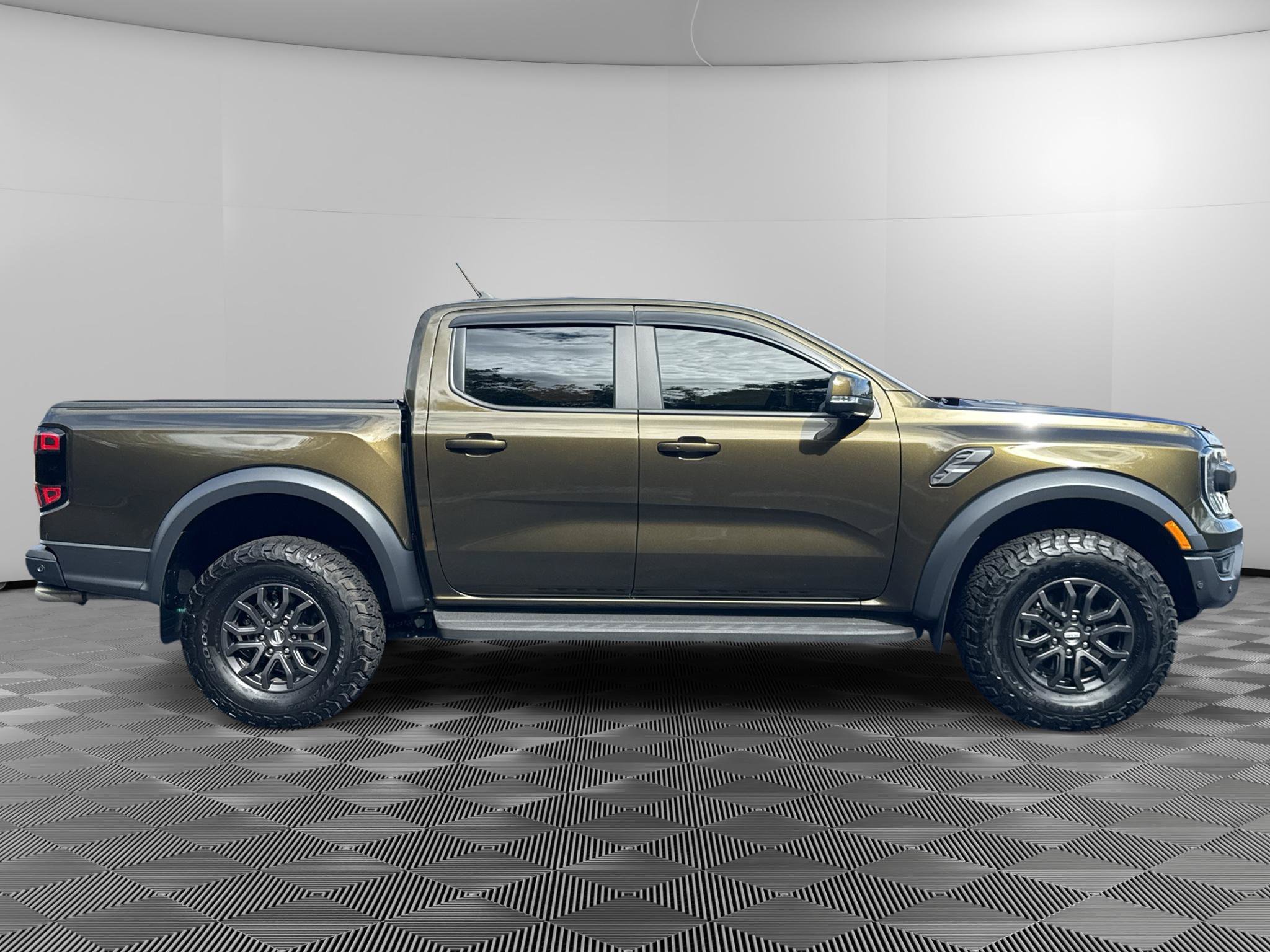 Used 2024 Ford Ranger Raptor AWD/4WD image 4