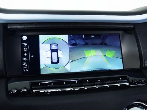 Used 2024 Rolls-Royce Cullinan Black Badge image 33