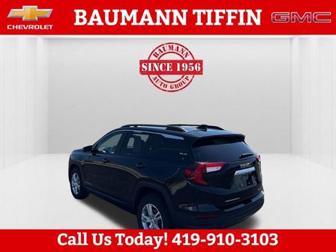 Used 2024 GMC Terrain SLE w/ Driver Convenience Package AWD/4WD image 6