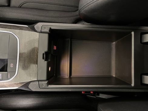 Used 2020 BMW 330i Sedan w/ Convenience Package image 23