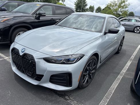 Certified 2024 BMW i4 eDrive40 w/ M Sport Package RWD image 12