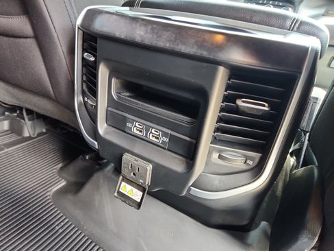 Used 2022 RAM 1500 Big Horn AWD/4WD image 41
