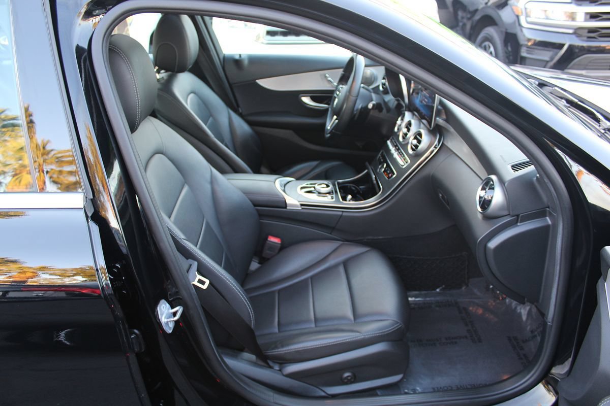 Used 2019 Mercedes-Benz C 300 Sedan image 22