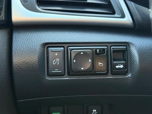 Used 2019 Nissan Sentra SV w/ Special Edition Package image 29