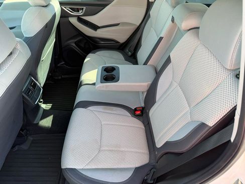 Used 2021 Subaru Forester Premium image 15