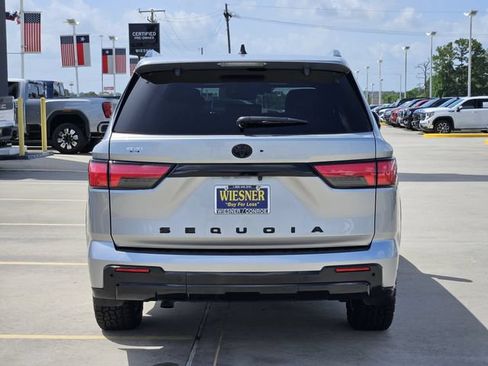 Used 2024 Toyota Sequoia Platinum AWD/4WD image 6