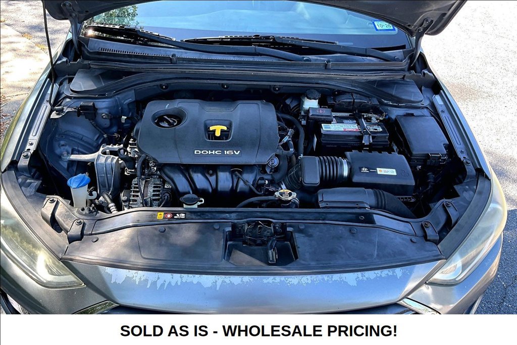 Used 2017 Hyundai Elantra Limited FWD image 28