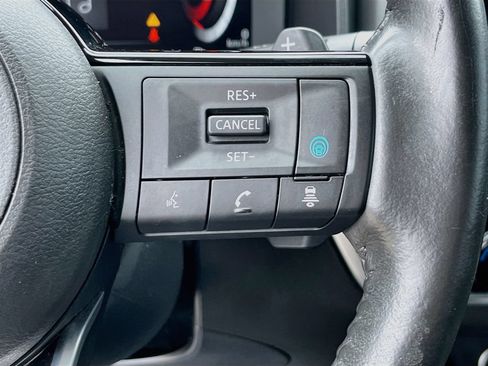 Used 2023 Nissan Rogue Platinum w/ Platinum Premium Package FWD image 19