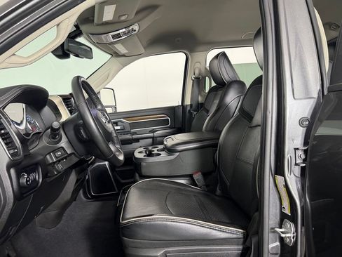 Used 2024 RAM 2500 Laramie AWD/4WD image 20