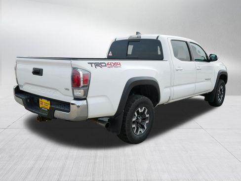 Used 2020 Toyota Tacoma TRD Off-Road AWD/4WD image 7