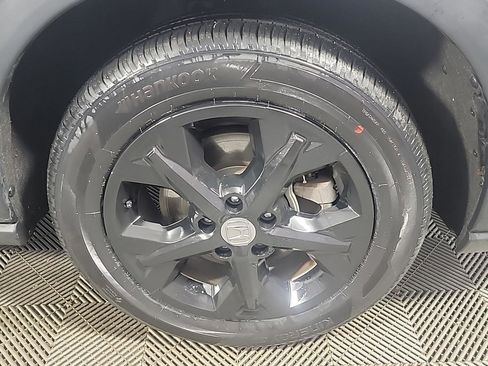 Certified 2023 Honda HR-V LX image 3