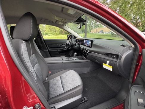 New 2026 Nissan Sentra SV w/ SV Convenience Package FWD image 10