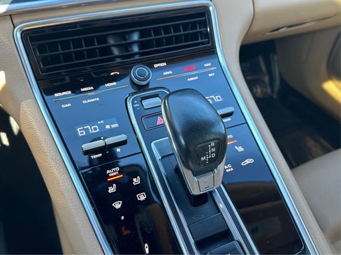 Used 2019 Porsche Panamera 4S AWD/4WD image 21