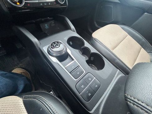 Used 2022 Ford Escape Titanium w/ Titanium Elite Package image 19