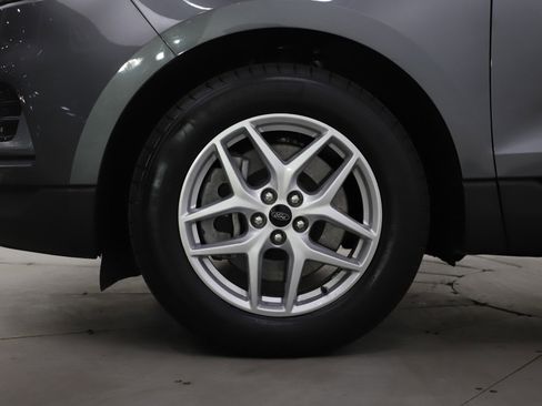 Used 2024 Ford Edge SEL AWD/4WD image 30