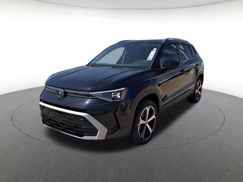 New 2025 Volkswagen Taos SEL image 1