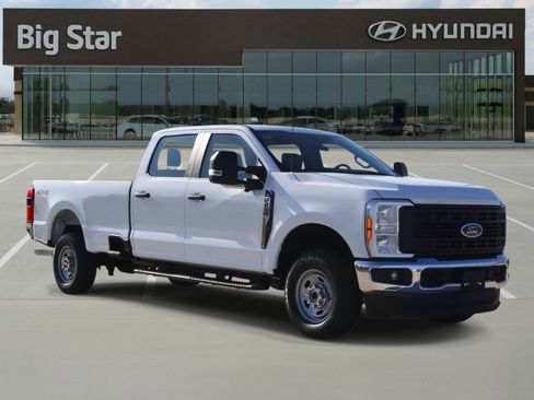 Used 2024 Ford F250 XL w/ 360-Degree Camera Package image 6
