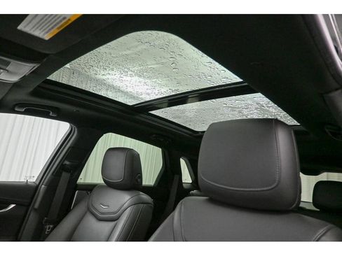 Certified 2023 Cadillac XT5 Premium Luxury image 11