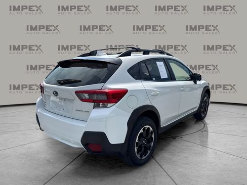 Used 2023 Subaru Crosstrek 2.0i Premium AWD/4WD image 3