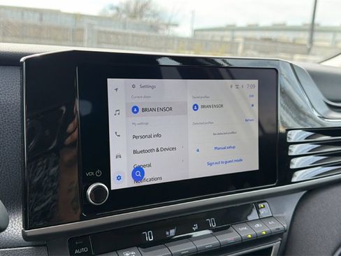 Certified 2025 Toyota Camry LE image 27