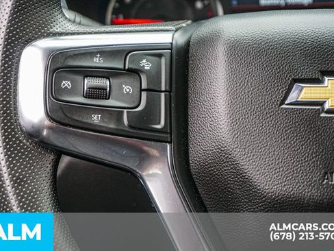 Used 2025 Chevrolet Blazer LT FWD image 28