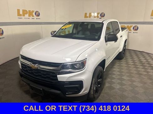 Used 2021 Chevrolet Colorado W/T AWD/4WD image 8