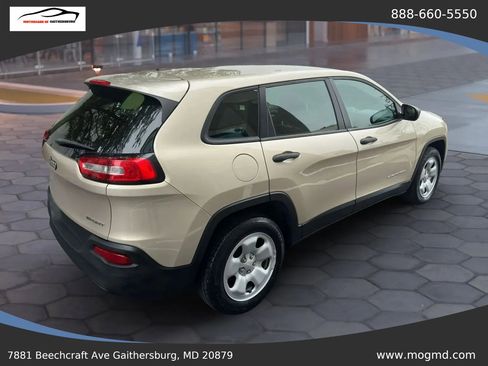 Used 2014 Jeep Cherokee Sport image 6