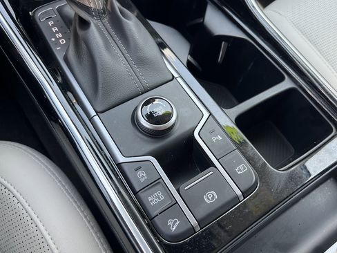 Certified 2024 Kia Sorento SX image 30