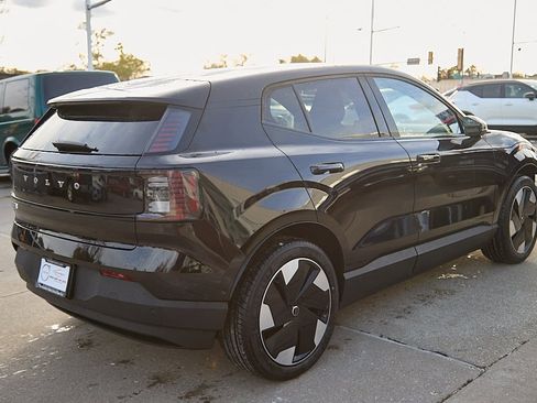 New 2025 Volvo EX30 Ultra w/ Protection Package Premier image 7
