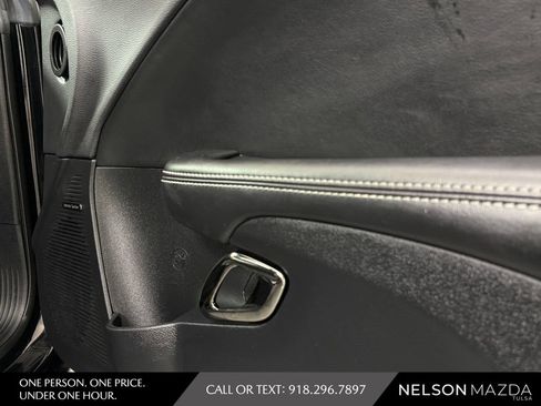 Used 2018 Dodge Challenger SRT Hellcat RWD image 37