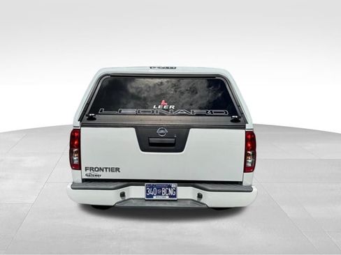 Used 2019 Nissan Frontier S RWD image 5