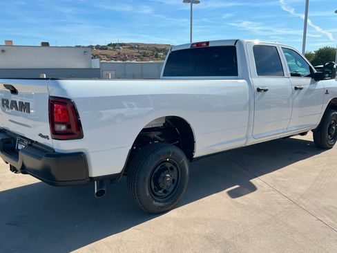 New 2026 RAM 2500 Tradesman AWD/4WD image 5