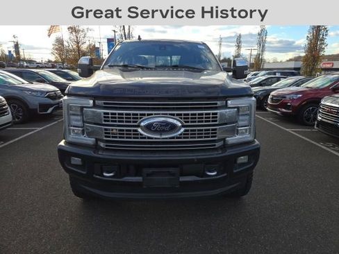 Used 2019 Ford F350 Platinum w/ Platinum Ultimate Package image 2