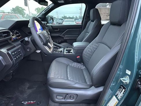 New 2026 Toyota 4Runner TRD Off-Road Premium AWD/4WD image 18