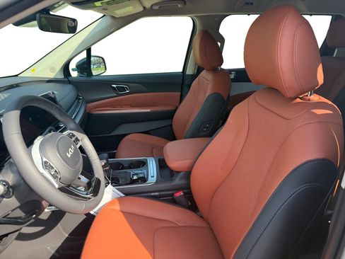 New 2026 Kia Carnival EX image 9