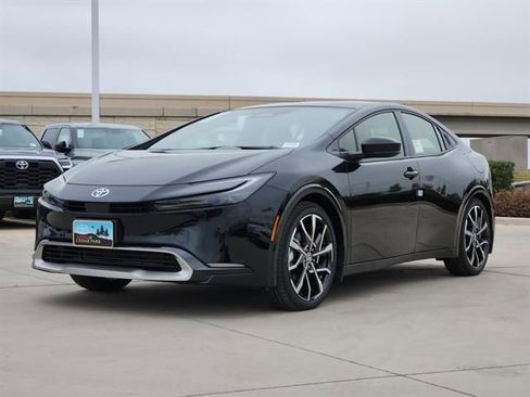 New 2026 Toyota Prius Plug-In Hybrid image 2