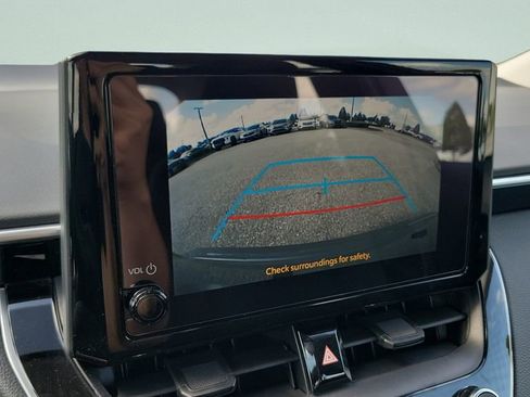 Used 2024 Toyota Corolla LE FWD image 17
