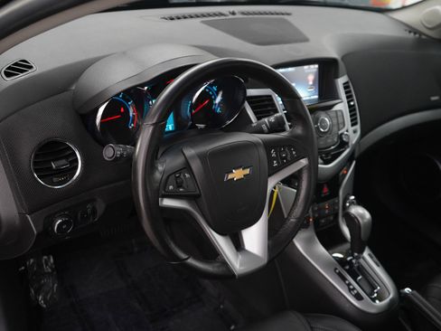 Used 2014 Chevrolet Cruze LT w/ Sun, Sound and Sport Package image 19