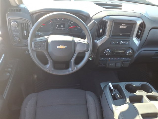 Used 2025 Chevrolet Silverado 2500 Custom w/ Custom Value Package AWD/4WD image 10