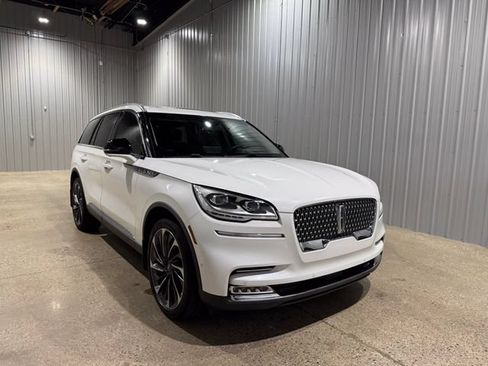 Used 2021 Lincoln Aviator Reserve w/ Equipment Group 202A AWD/4WD image 4