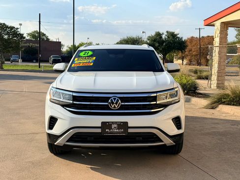Used 2021 Volkswagen Atlas Cross Sport SE w/ Panoramic Sunroof Package FWD image 8