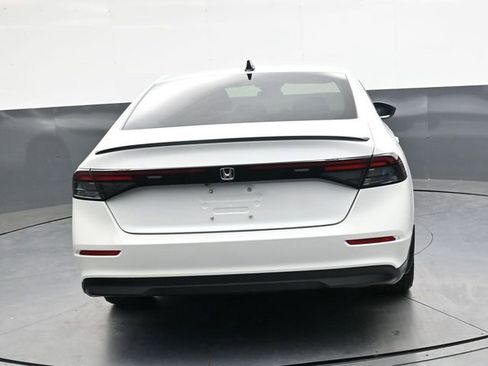 Used 2023 Honda Accord Sport image 4
