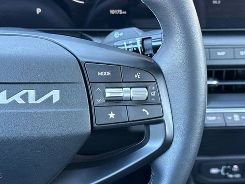 Certified 2025 Kia K4 EX FWD image 29