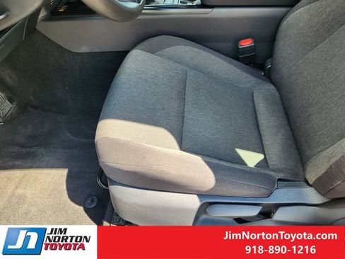 Used 2025 Toyota Camry LE FWD image 24