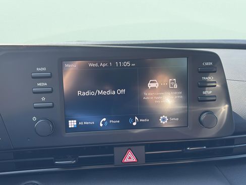 New 2026 Hyundai Elantra Sport FWD image 18