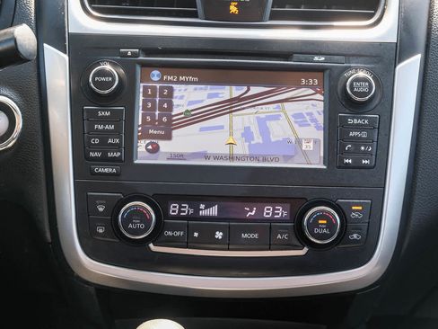 Used 2016 Nissan Altima 2.5 SV w/ Convenience Package FWD image 15