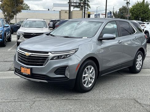 Used 2023 Chevrolet Equinox LT FWD image 6